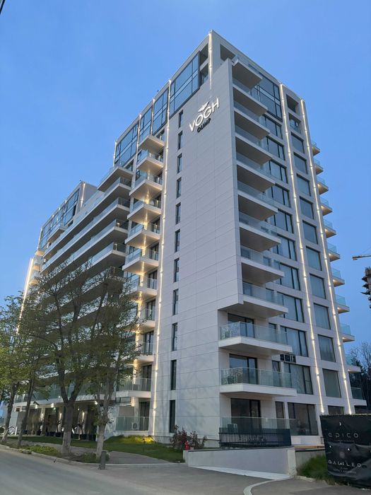 Vand apartament 2 camere cu vedere la mare,  parcare subterană , Olimp