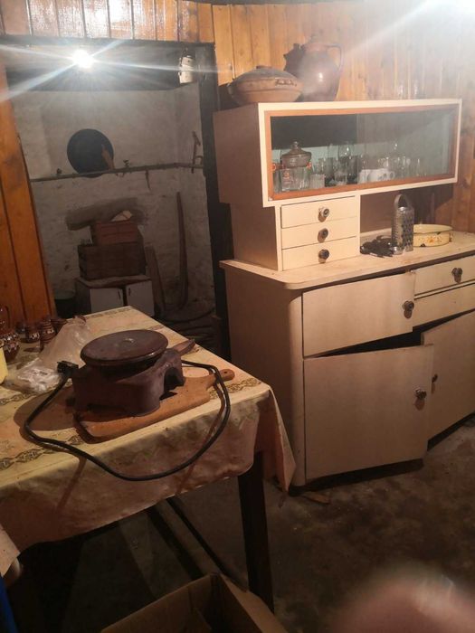 Продава КЪЩА      област Велико Търново, с. Леденик