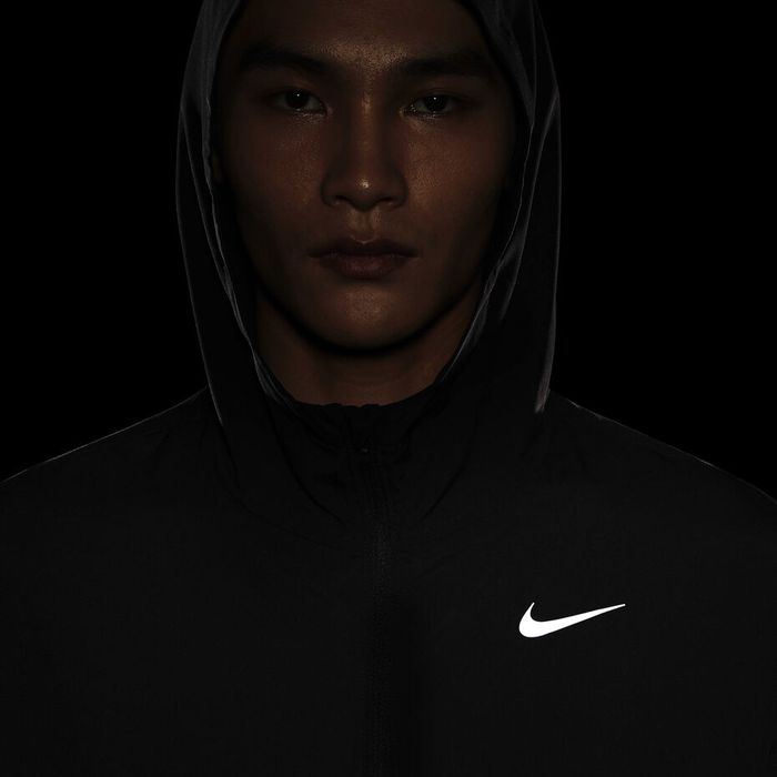 Nike Run Stripe Jacket оригинал, новая, размер M