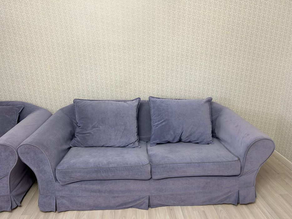 Продам диван с креслами