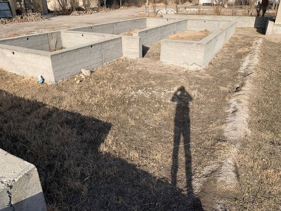 Yer uchastka sotiladi