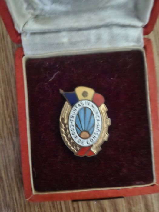 Vând colecție medalii
Vând colecție de medalii originale, în