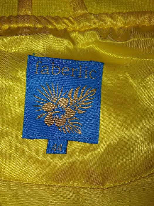 Продам женский бомбер.