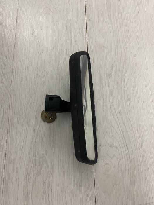 Зеркало салона бмв