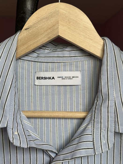 Bershka Риза с къс ръкав ХS