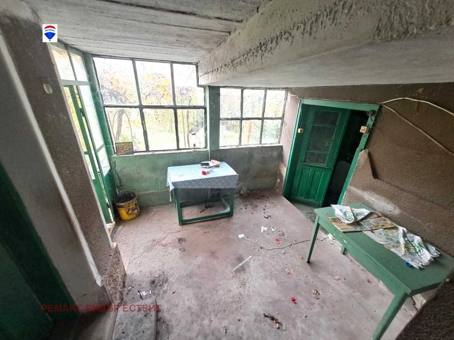 Селска къща за продажба с. Тетово