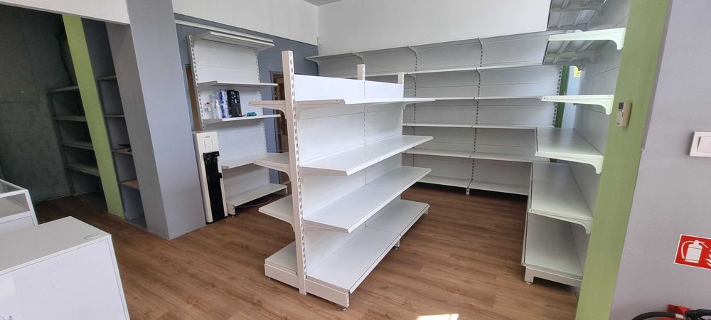 Н-М-296-Дава се под наем партерен магазин в кв. "Васил Левски"