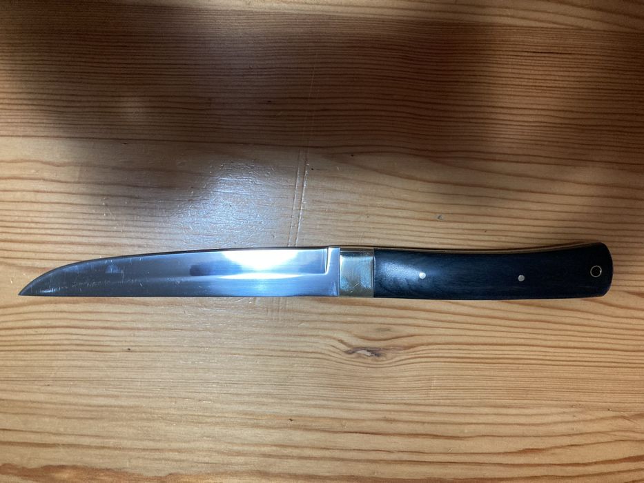 Ловен и касапски нож