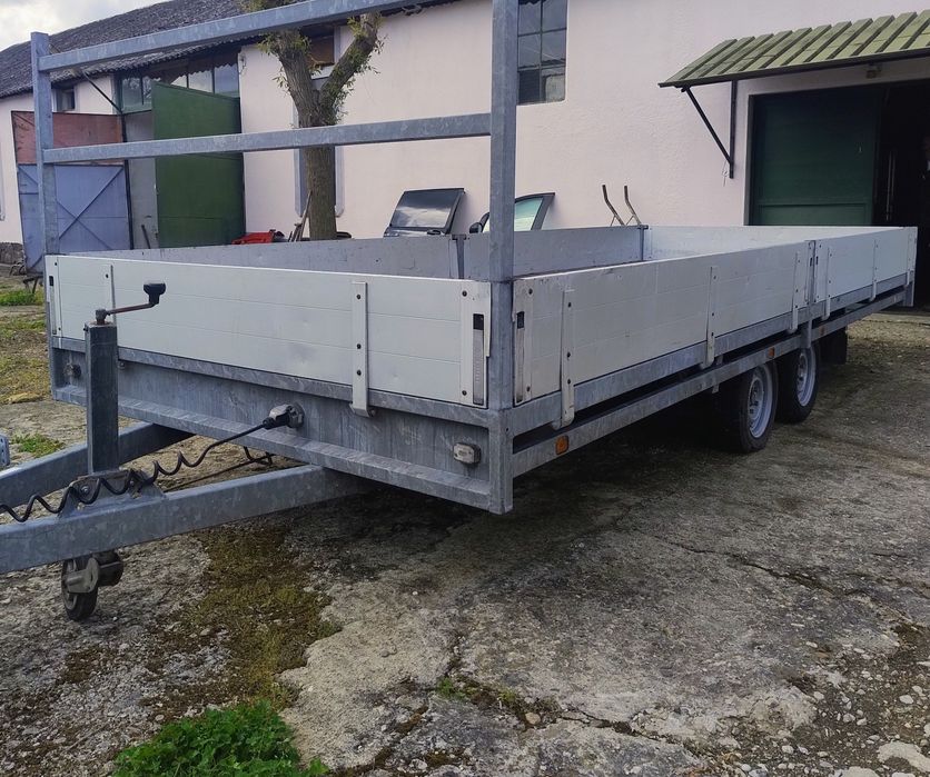 Remorca Hulco Medax 2