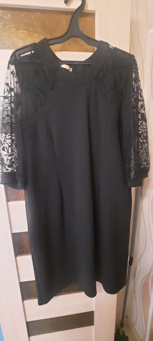 Продам платья 52 размер