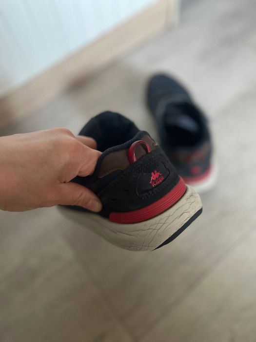 Продам куртку на 10-11-12 лет