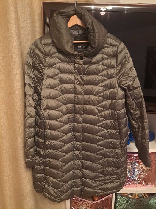 Geaca geox RESPIRE cu puf masura 50 ro ,700 ron