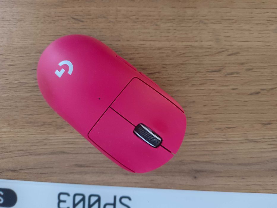 Продаю мышку Logitech Superlight 2