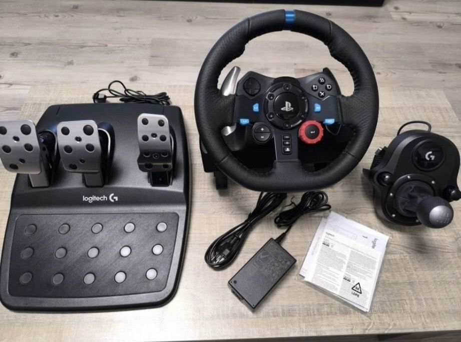 Logitech G29 + Shifter