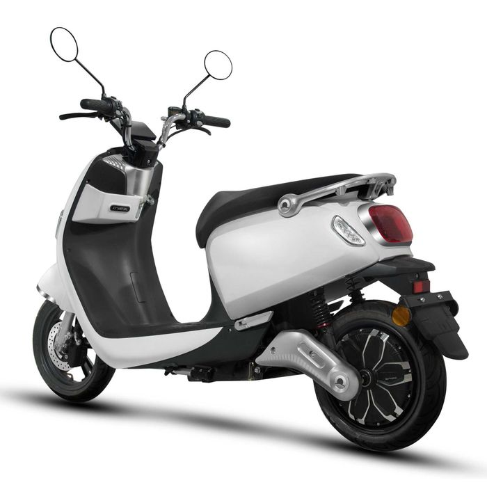 Scuter Electric Marca Sunra Model Crystal 2