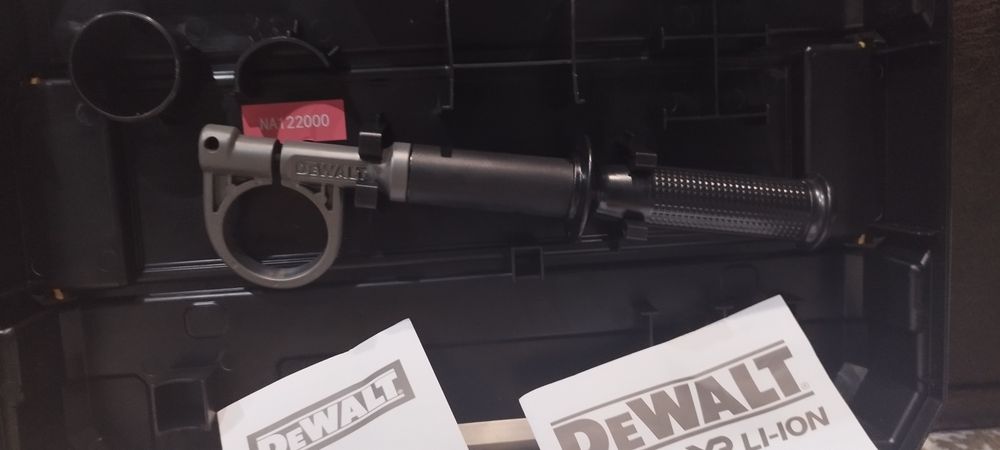 Шуруповёрт ледобур DEWOLT DCD999