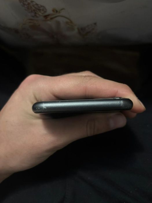Продаю Iphone 11