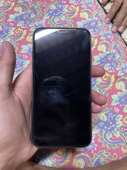 Айфон 11 сатылады