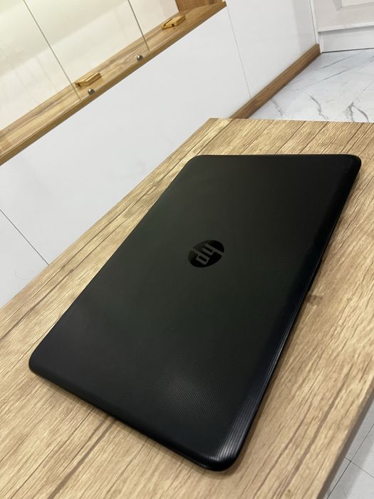 Ноутбук HP 15 Core i3