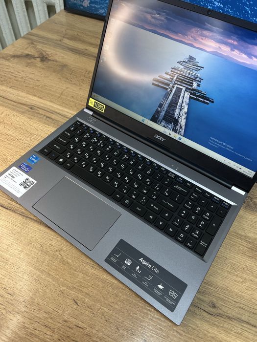 Ноутбук Acer Aspire Lite
