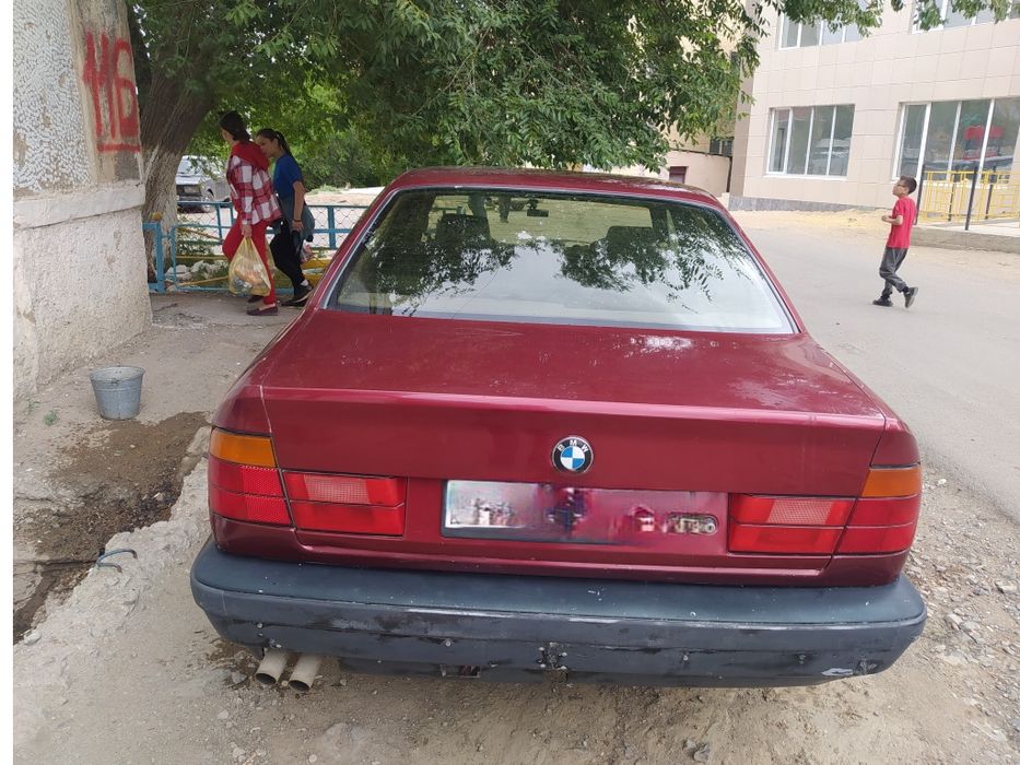 Продам БМВ е34 широкомордая м 50 с ваносом. 2л.