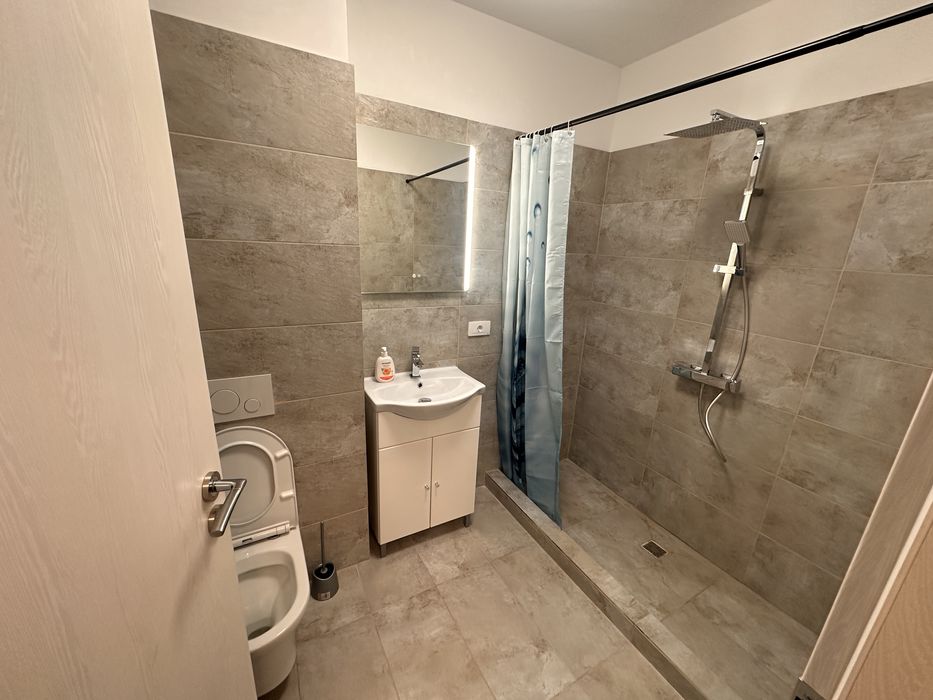 Apartamet 2 camere Rezidet parc