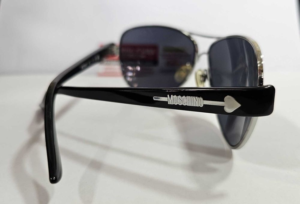 Слънчеви очила Moschino mo59401