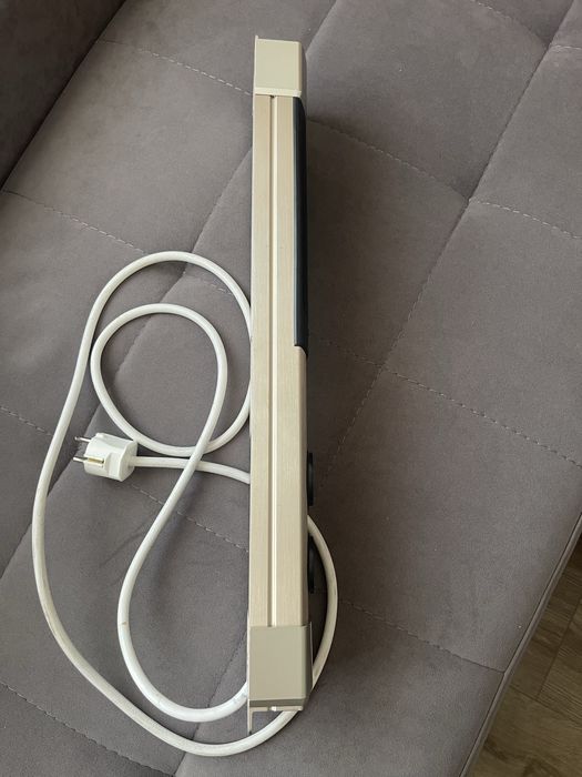 Prelungitor electric cu difuzor integrat și port USB