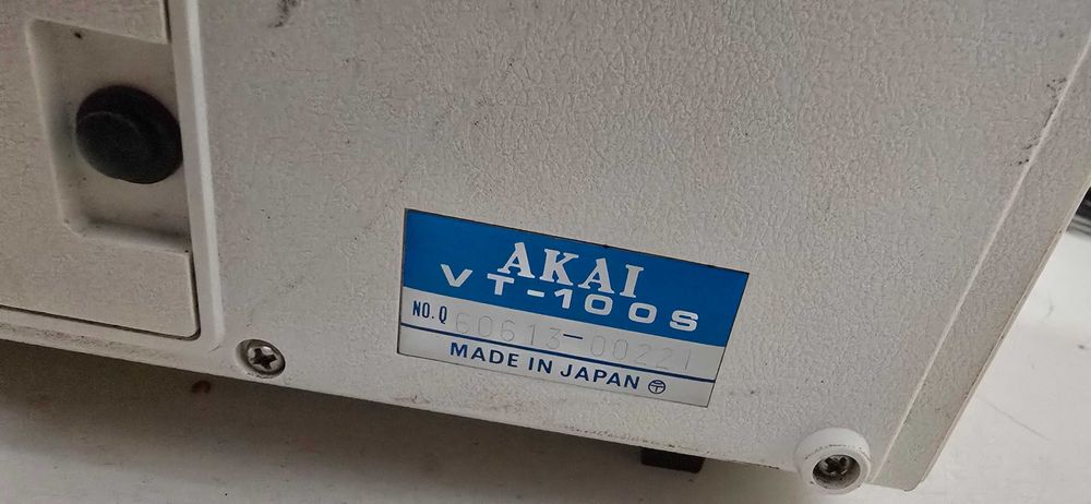 Video portabil Akai ,colectie
