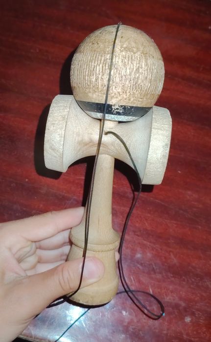 Kendama broken bones. Uitativa in descriere