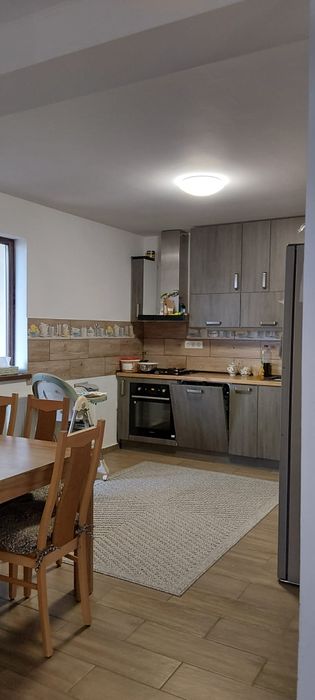 Casa 4 camere, 10 arii teren, priveliste deosebita