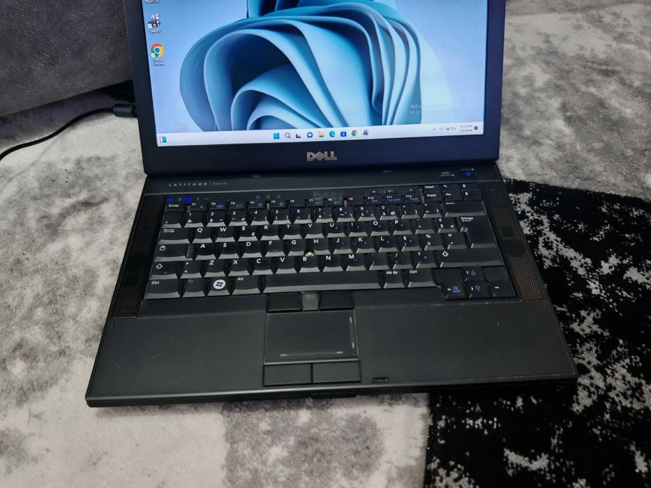 Dell Latitude i5 gen1