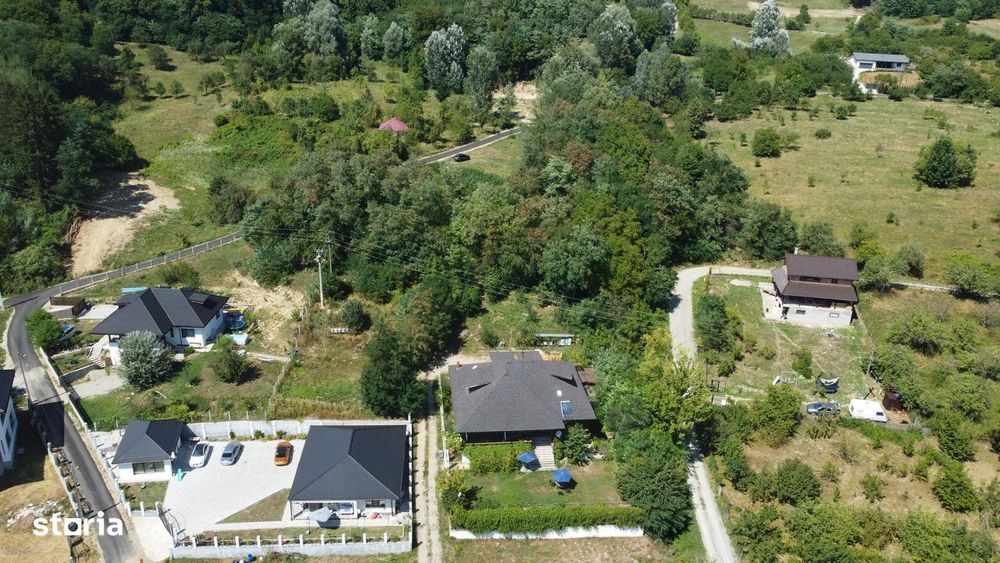 Teren Intravilan - Vladuceni - Natura Si Acces Rapid Spre Oras