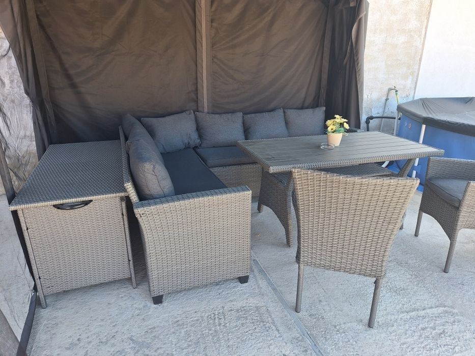 Градински комплект