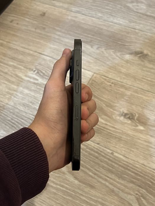 Срочно продам Iphone 14pro