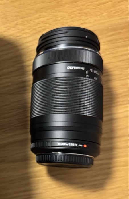 Obiectiv Olympus 75-300 mm Zoom MFT Micro Four Thirds