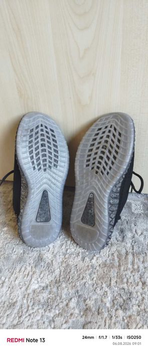 маратони ON CLOUD, Adidas Yeezy Boost 350 V2 Black Non-Reflective-38