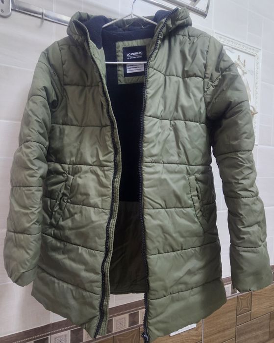 Куртка  в отличном состояний