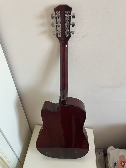 Продам гитару в идеальном состоянии