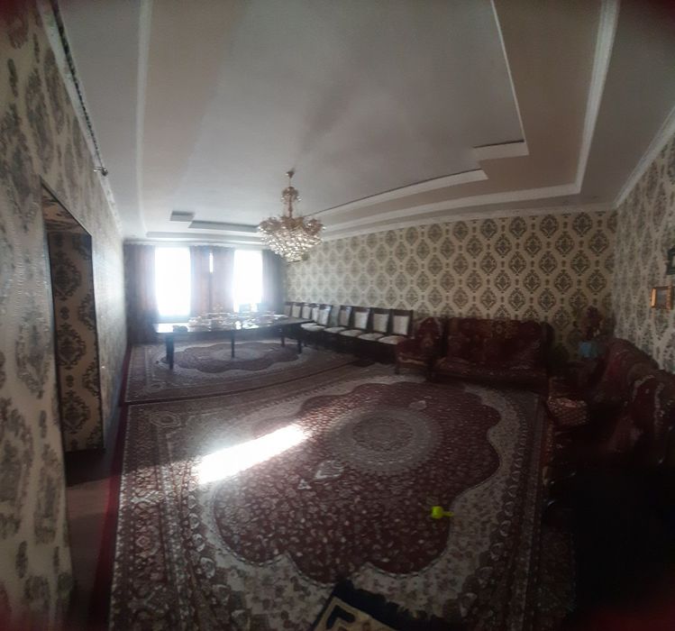 Коттедж , В Ахангаране.