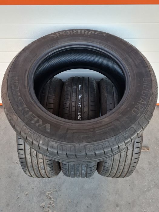 Летни гуми 4 броя VREDESTEIN Sporttrac5 235 65 R17 дот 1719