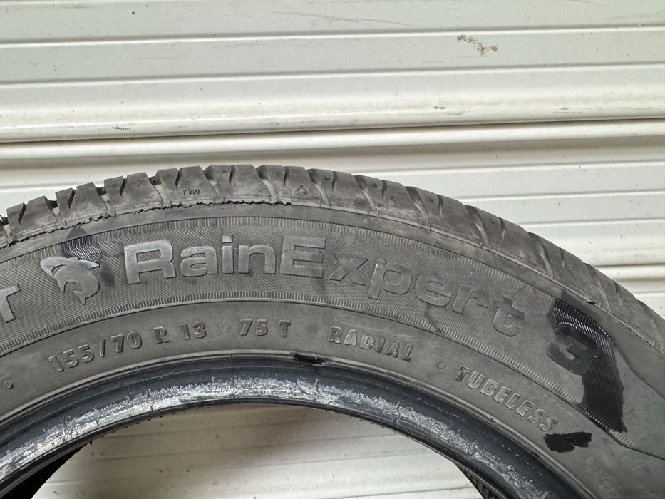 Автомобилни гуми 155 70 13 Uniroyal