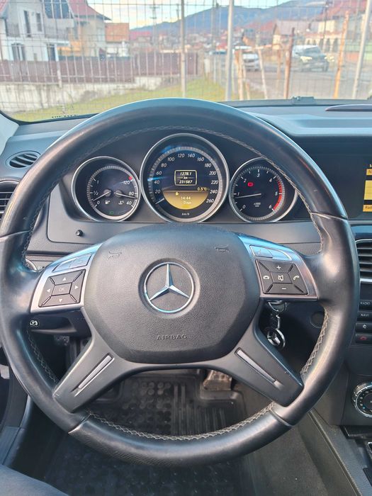 Mercedes C220 2011 facelift 2.2 manuala combi Euro 5 schimb variante