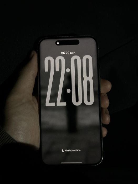 Продаю. Iphone 15 pro на 128 гб