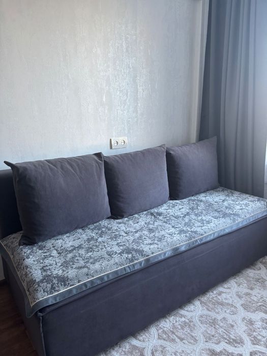 Продам диван в отличном состояни