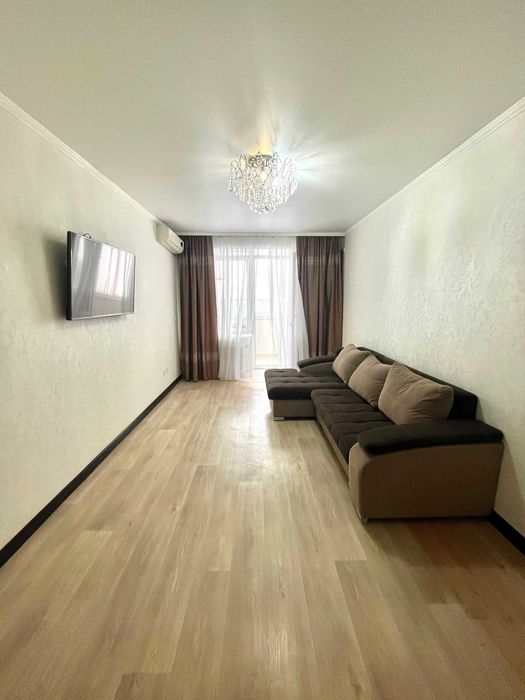 Продаётся 2 комн квартира