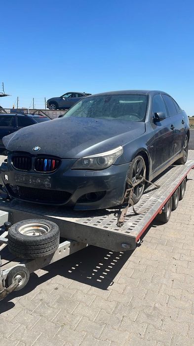 Dezmembram BMW seria 5 E60 2.0 diesel din 2009