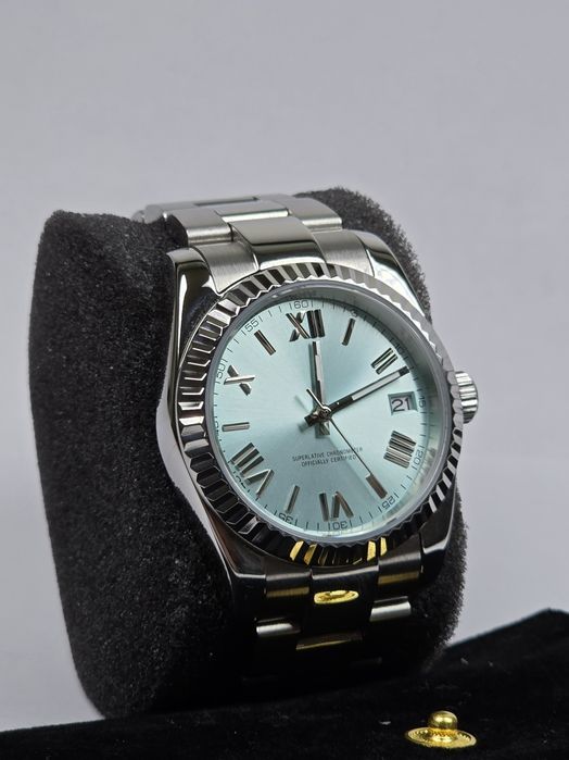 Seiko mod datejut NH35 ice blue dial