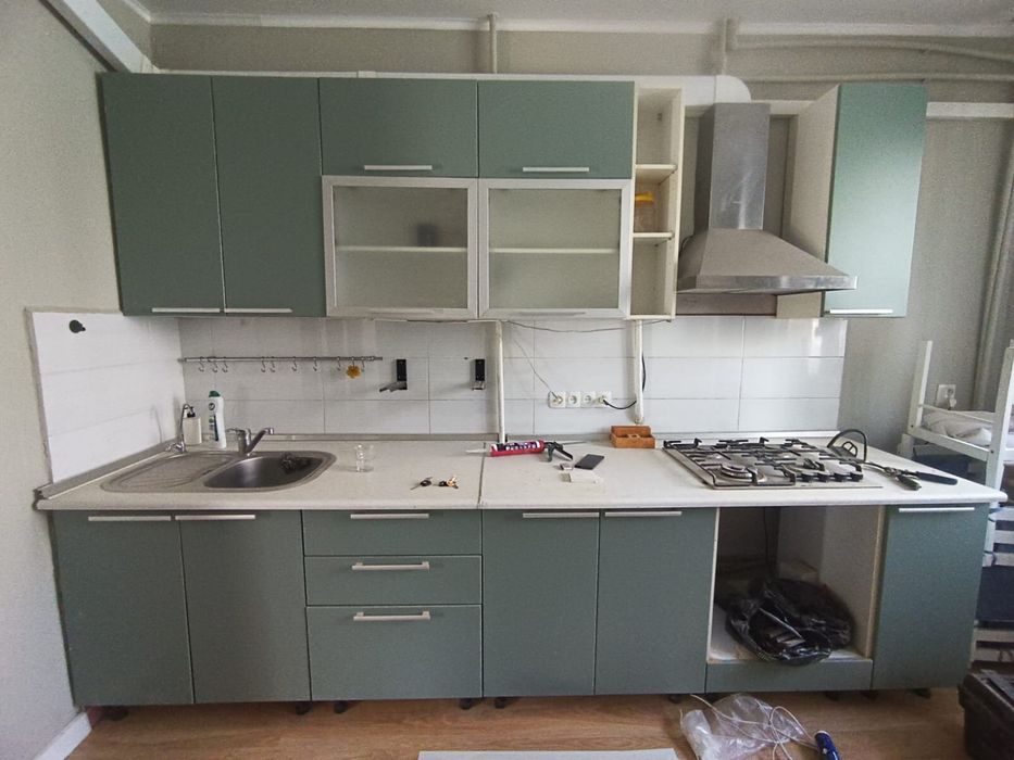 Отдам даром кухонный гарнитур