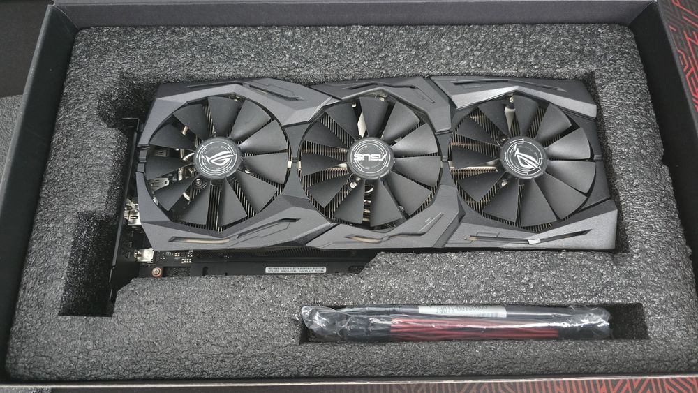 Vând placa video RTX 2070 8GB